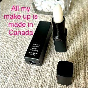 vitamin E lipstick moisturizing
💄 product is Canadian made 🇨🇦 
     Pinnacle